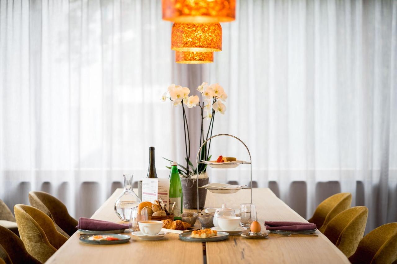 Haller Suites & Restaurant Брессаноне Екстер'єр фото